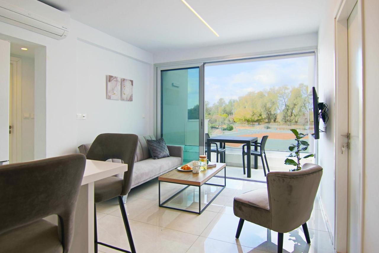 Phaedrus Living - Seaside Executive Flat Harbour 202 Apartment Paphos Exterior photo